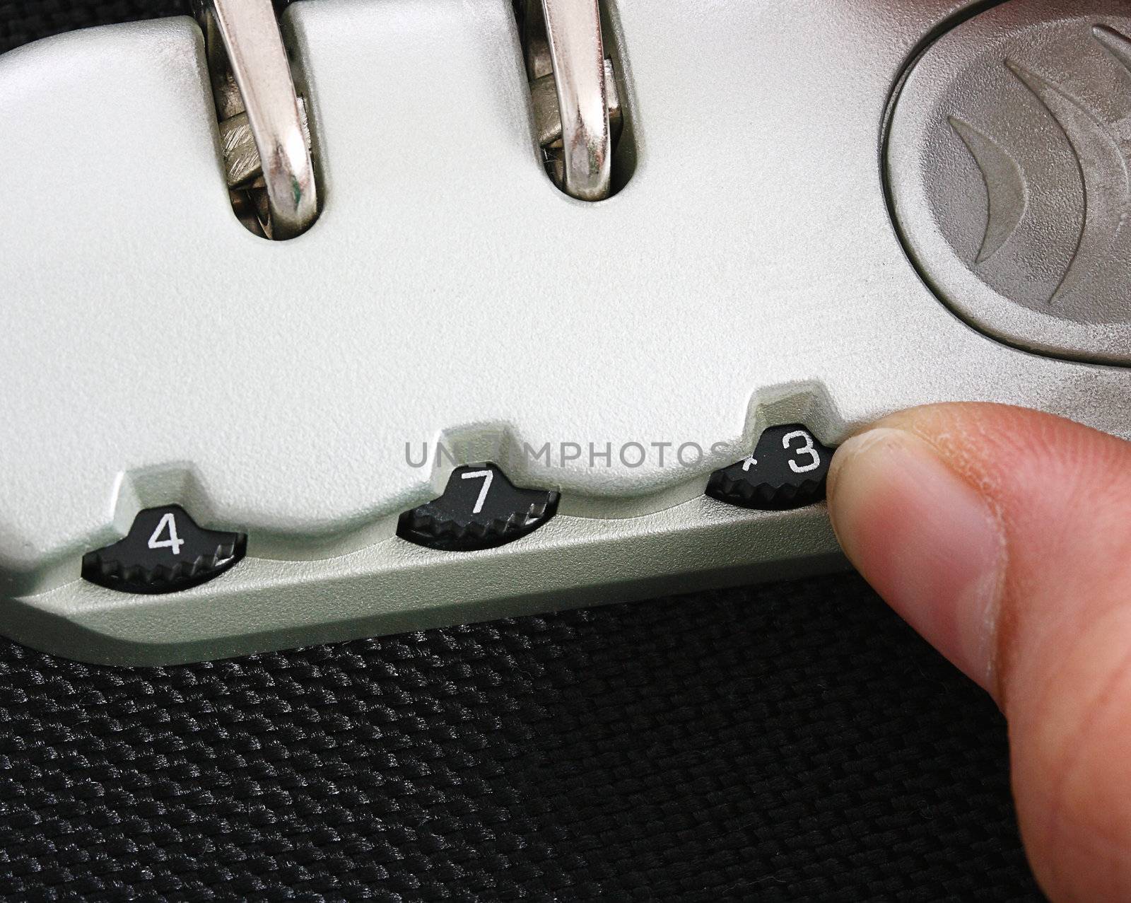 Locking Suitcase For Security While Going On Vacation