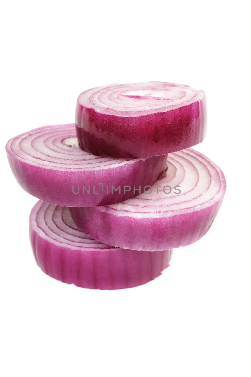 РЎhopped red onion circles. Isolated on white.