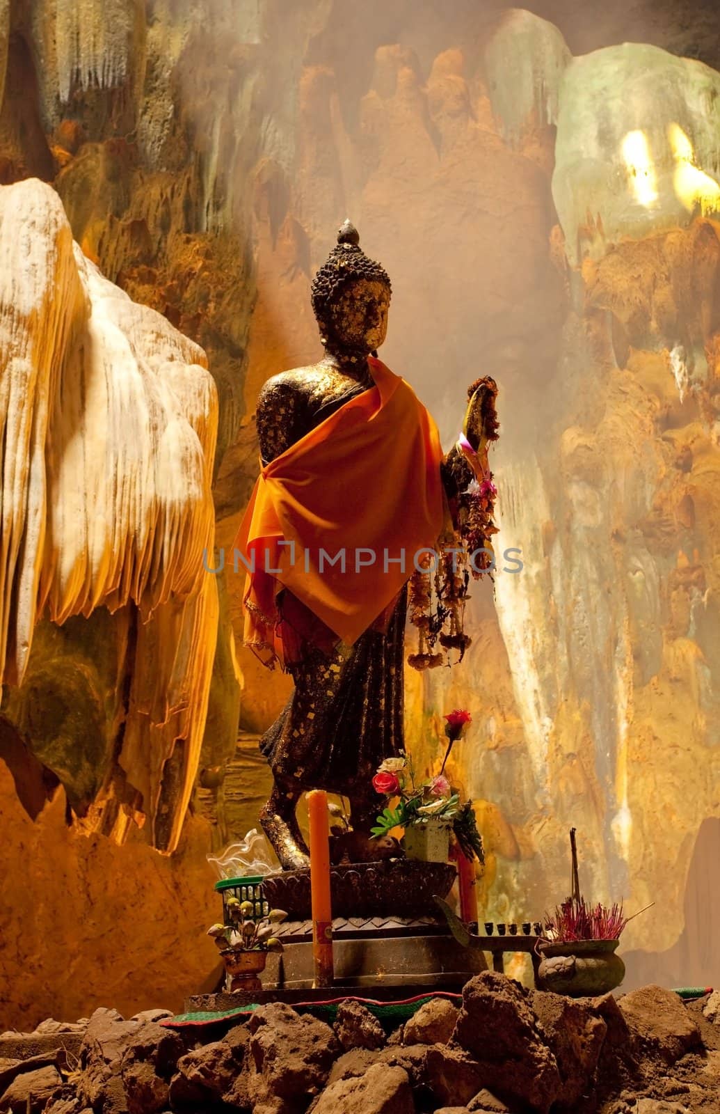 Image buddha in cave, Thailand