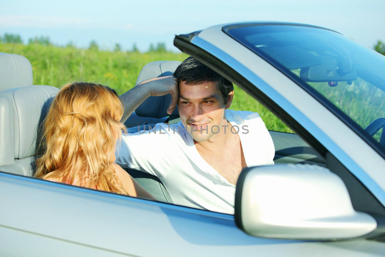 love in cabrio woman and man