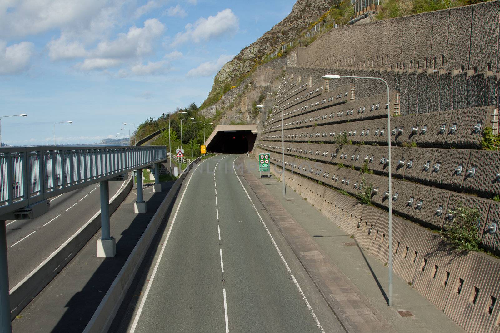 Road tunnel. by richsouthwales