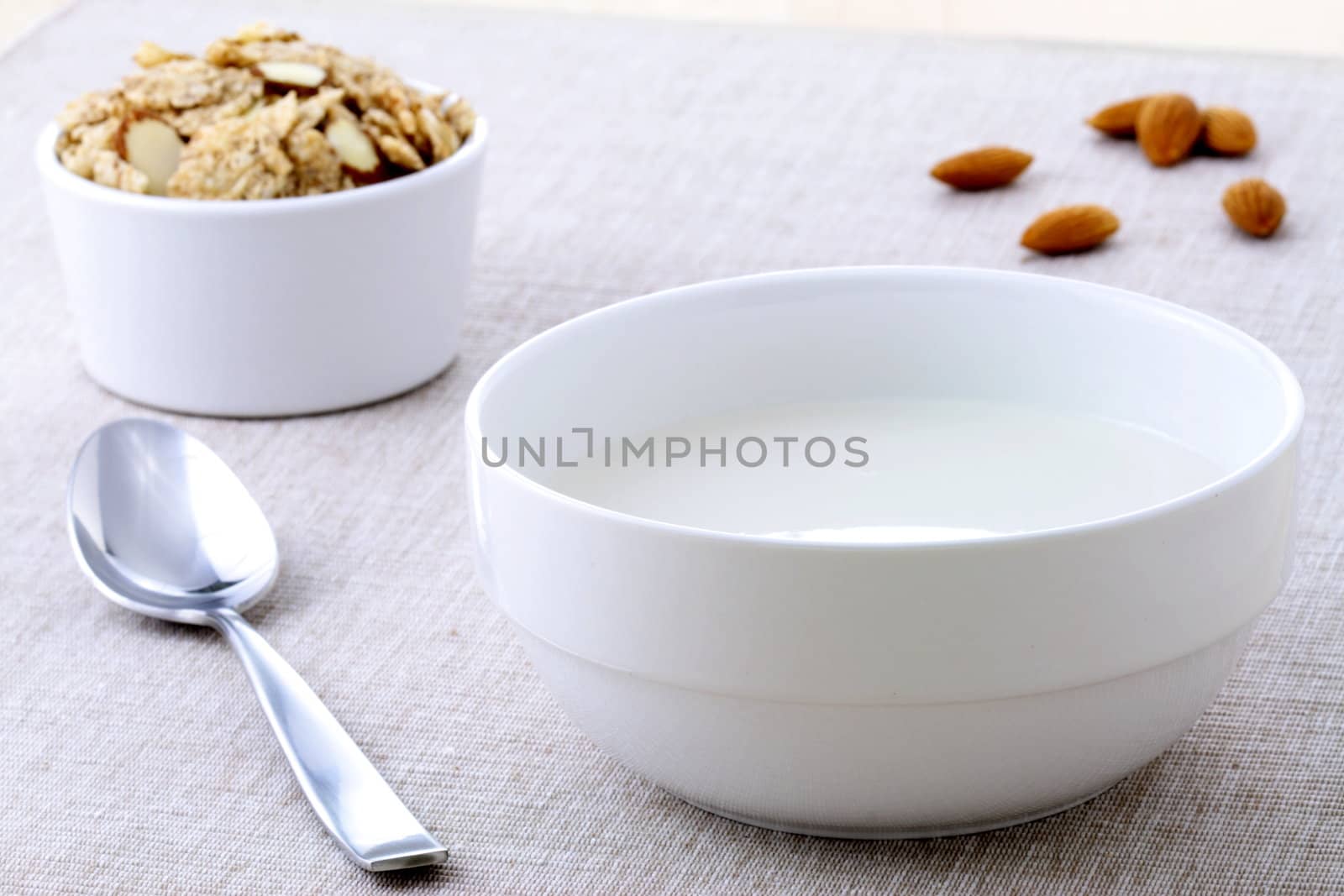 delicious fresh cereal by tacar