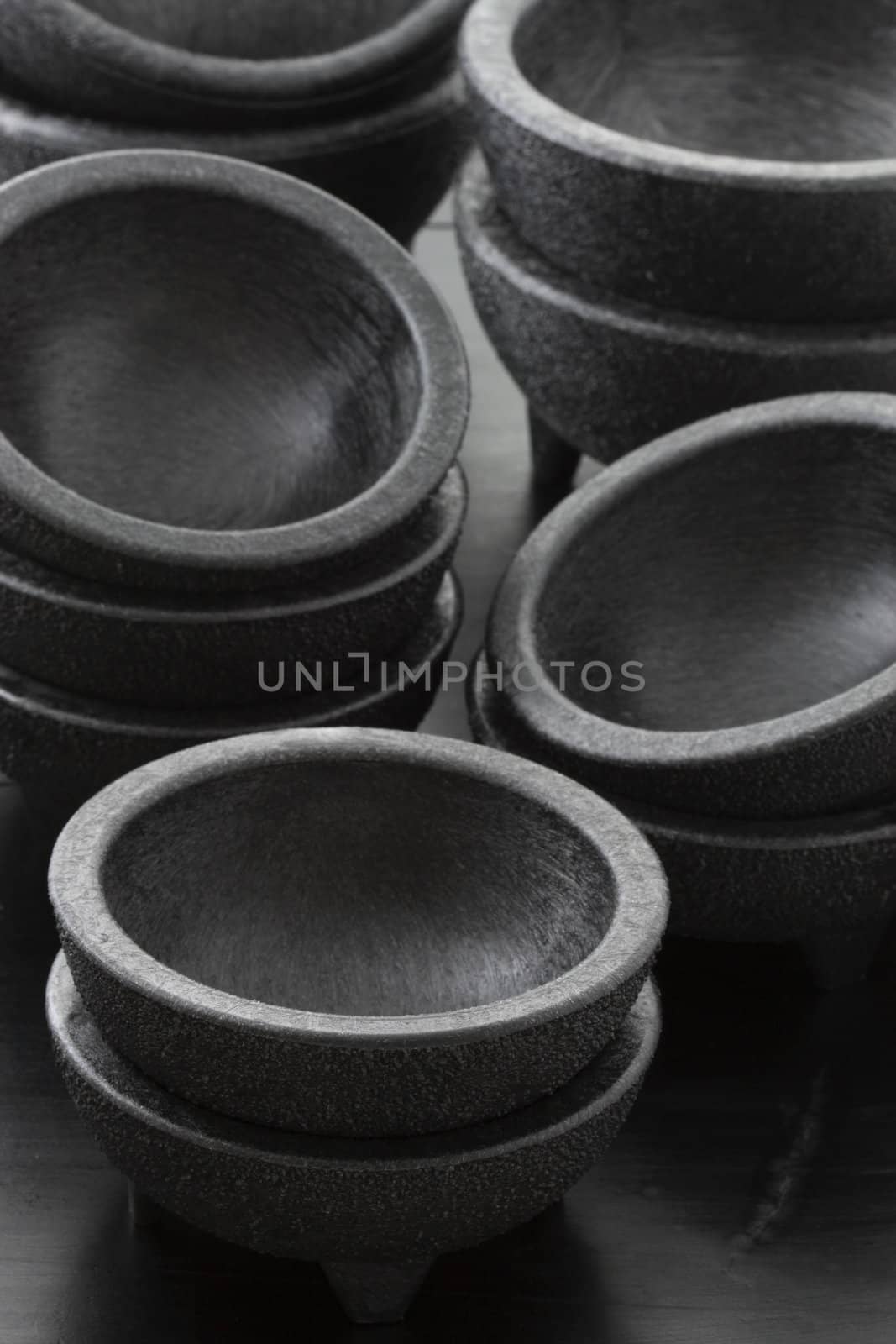 plastic molcajetes ideal to serve salsas, guacamole, jalape�os, pico de gallo and other delicious mexican sauces.