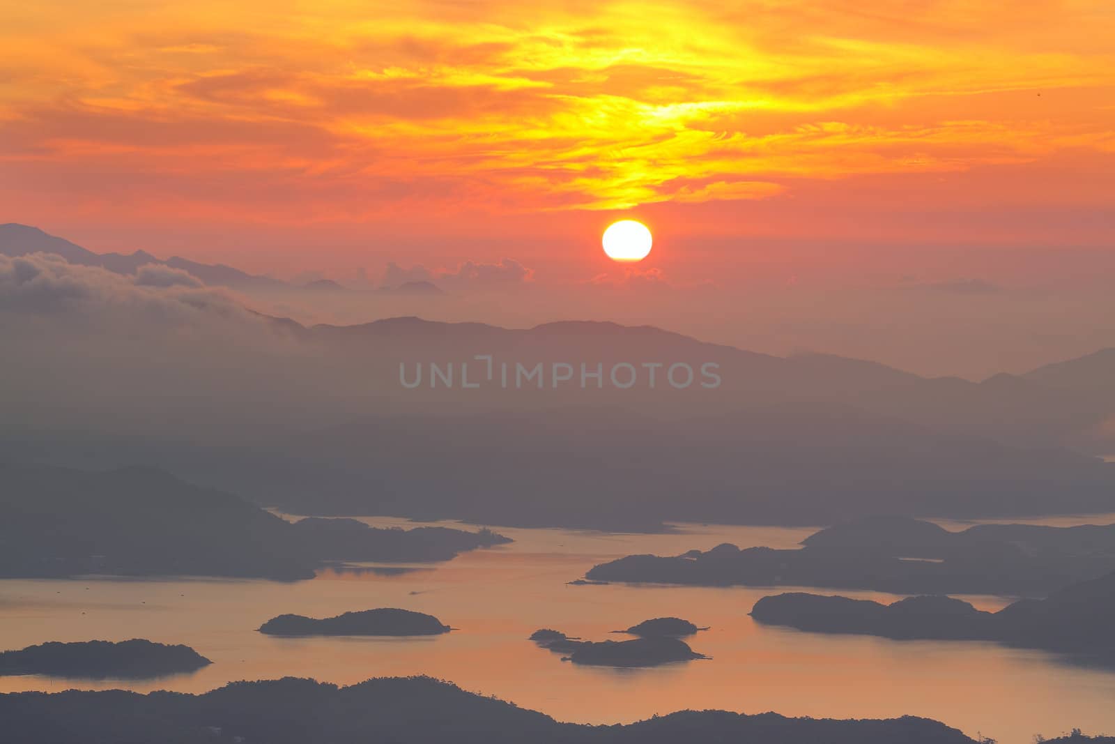 Mountain Sunrise in hong kong