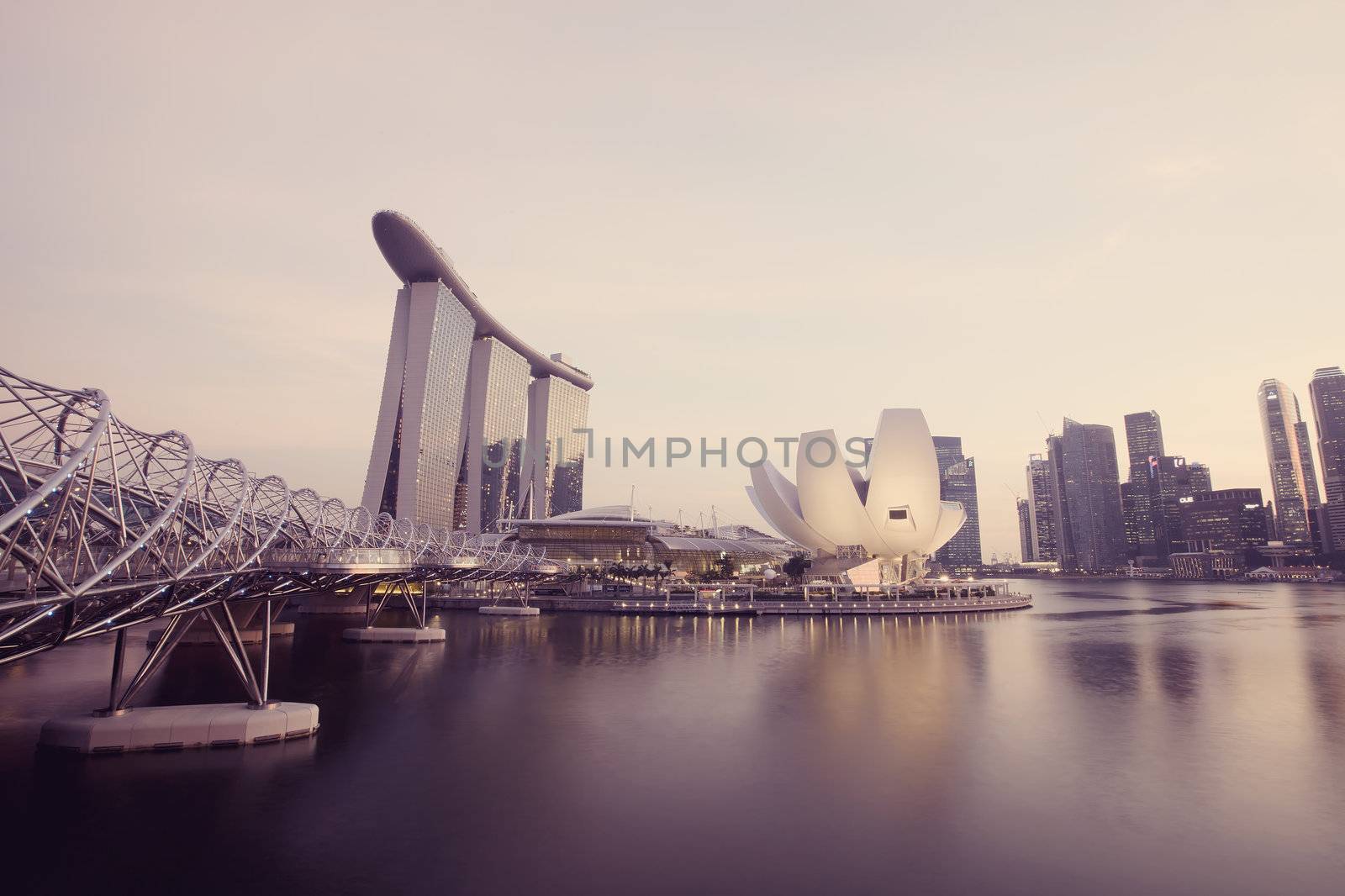 Singapore skyline by kjorgen