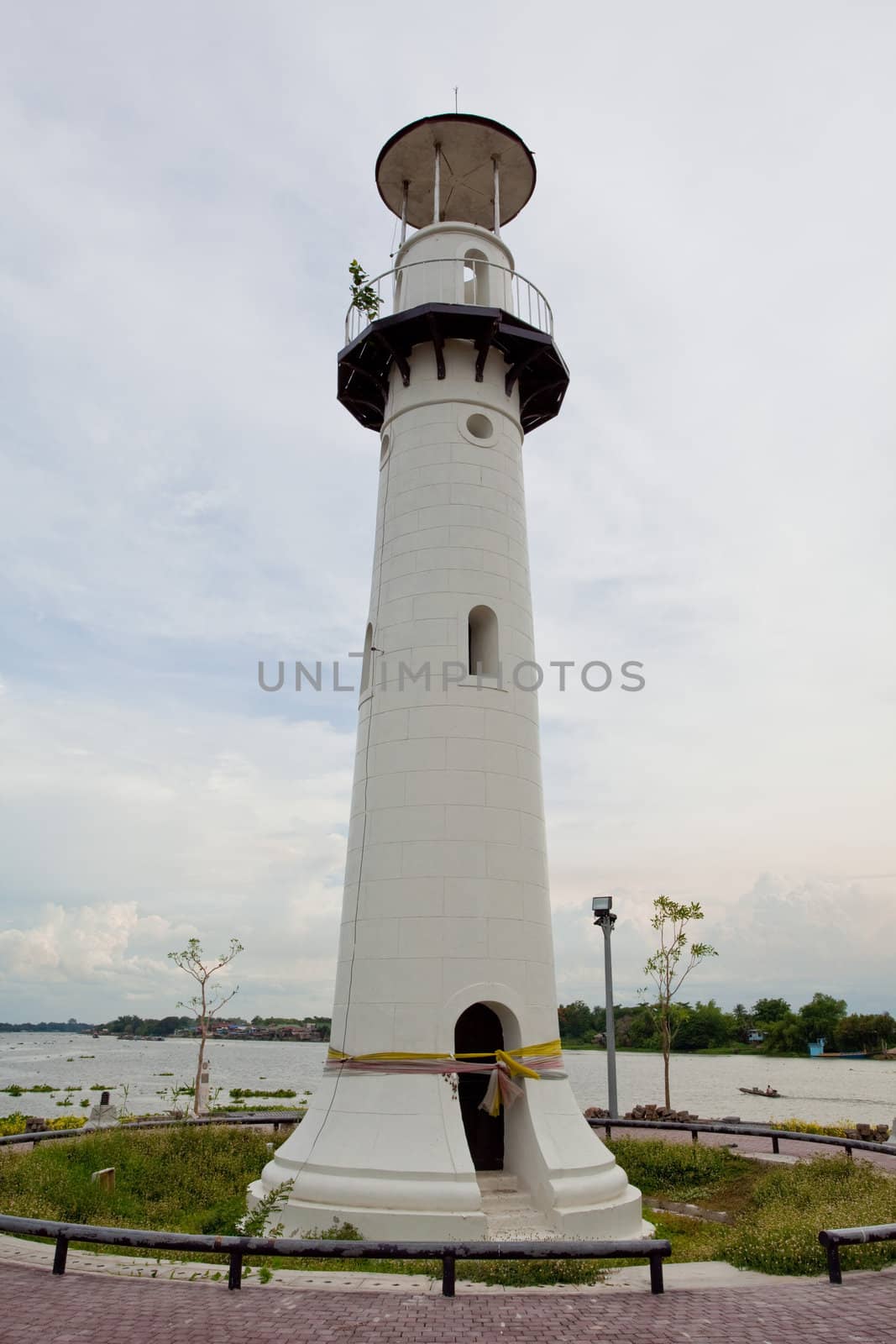 Lighthouse river