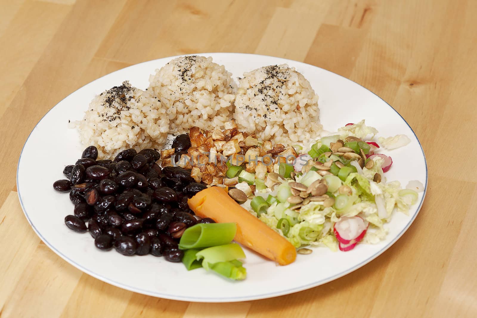 Vegetarian healthy meal by michalpecek
