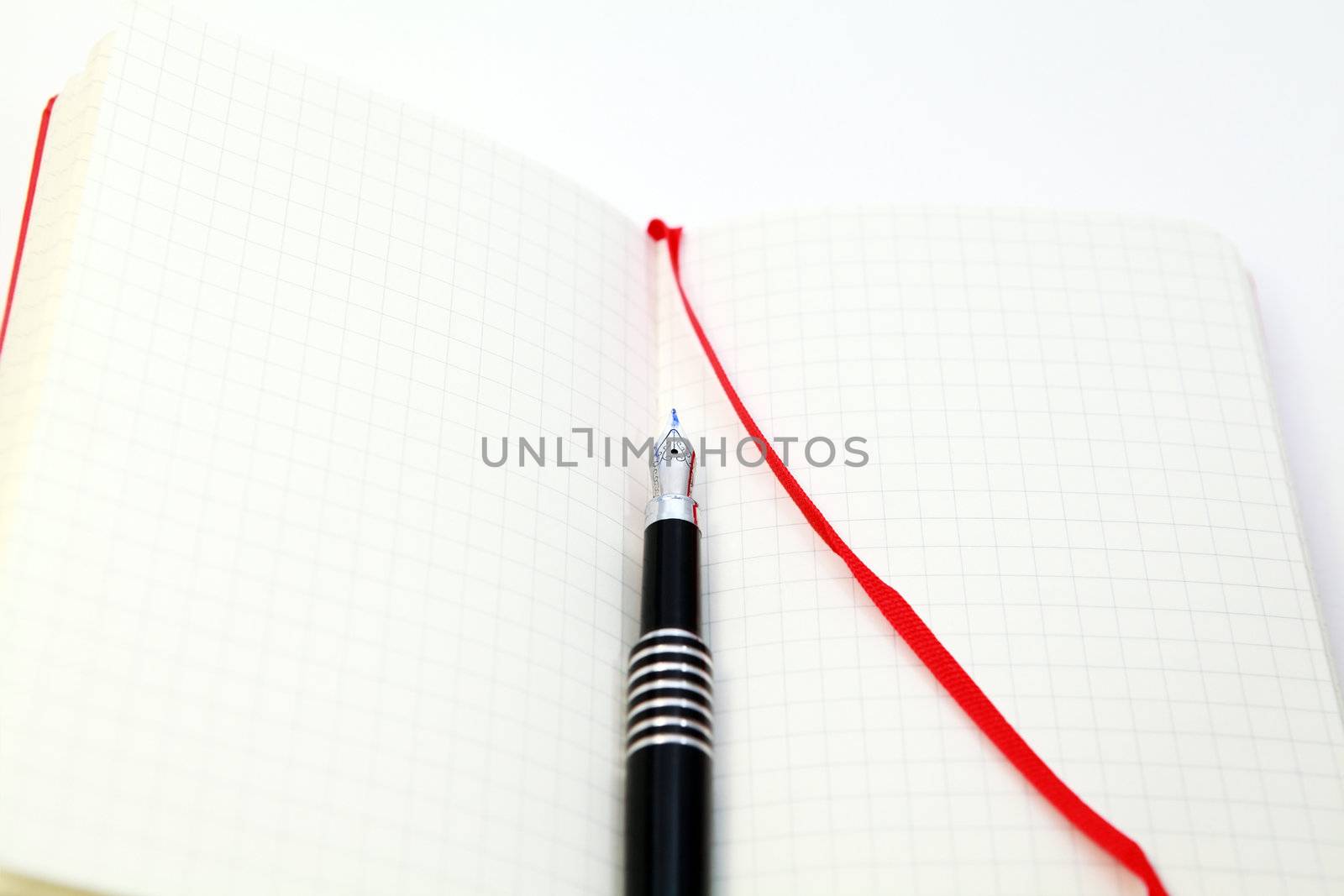 ink fountain pen and notebook by catolla