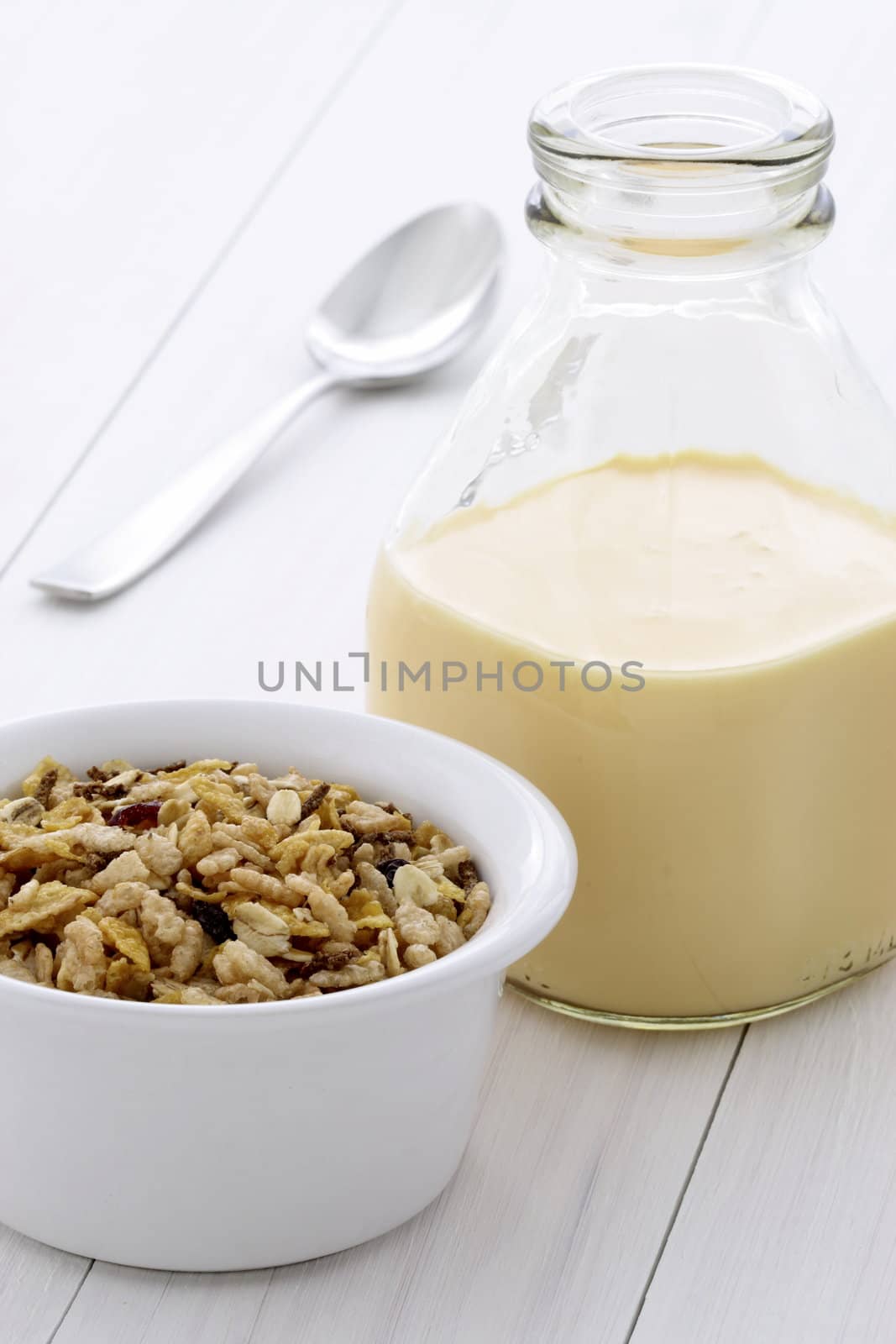 Delicious and nutritious lightly toasted breakfast muesli or granola cereal.