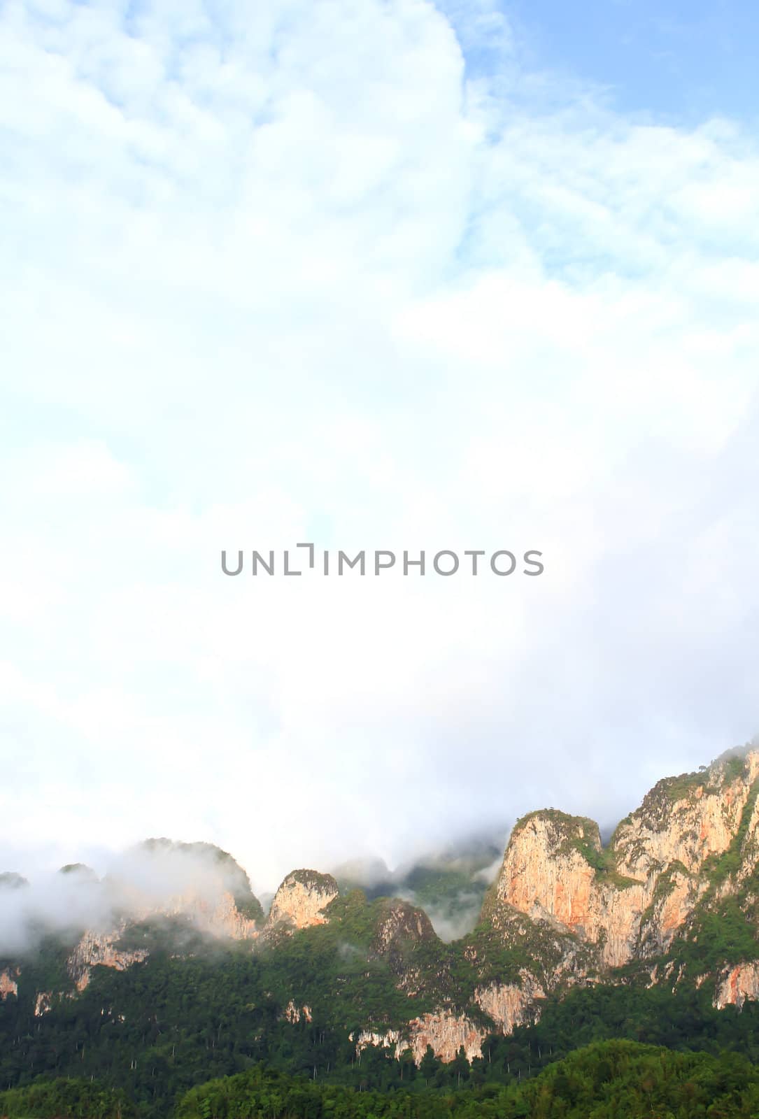 Khao-Sok, the popular national park of Thailand