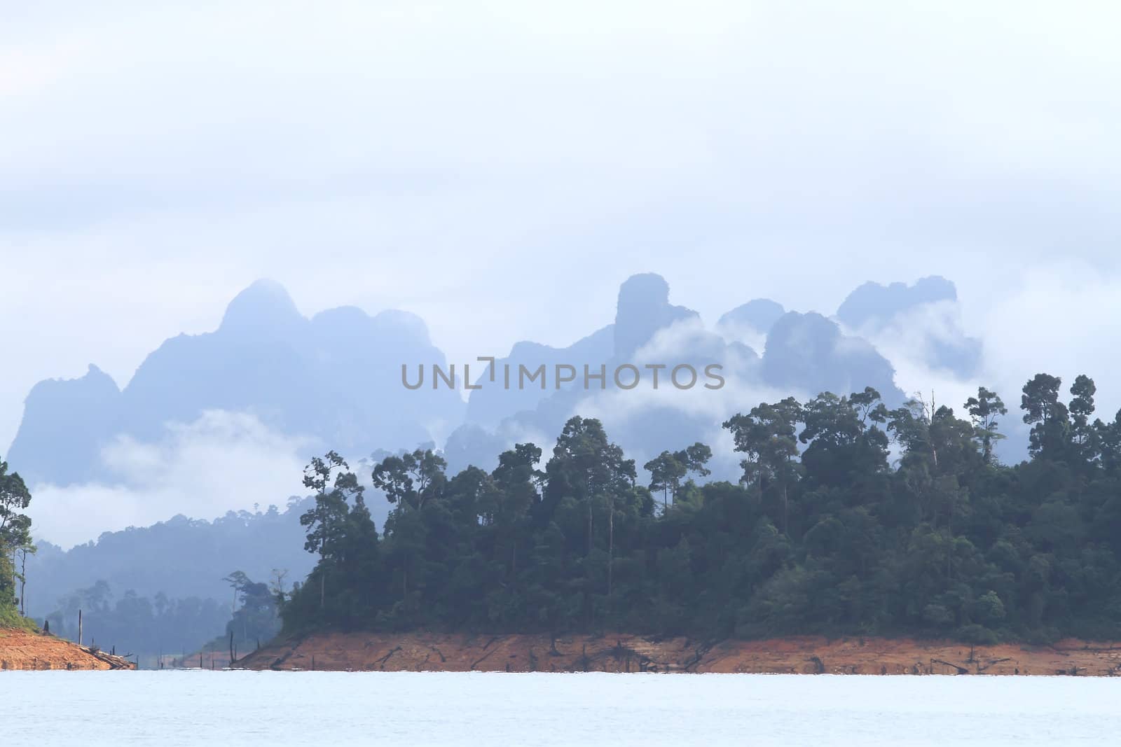 Khao-Sok, the popular national park of Thailand