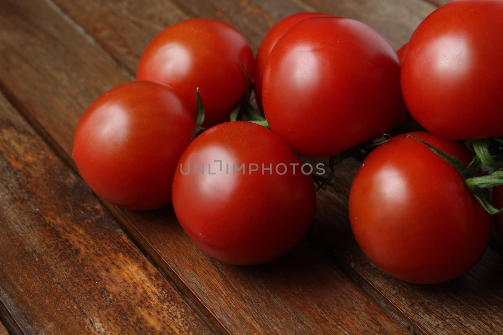 fresh tomatoes by Teka77