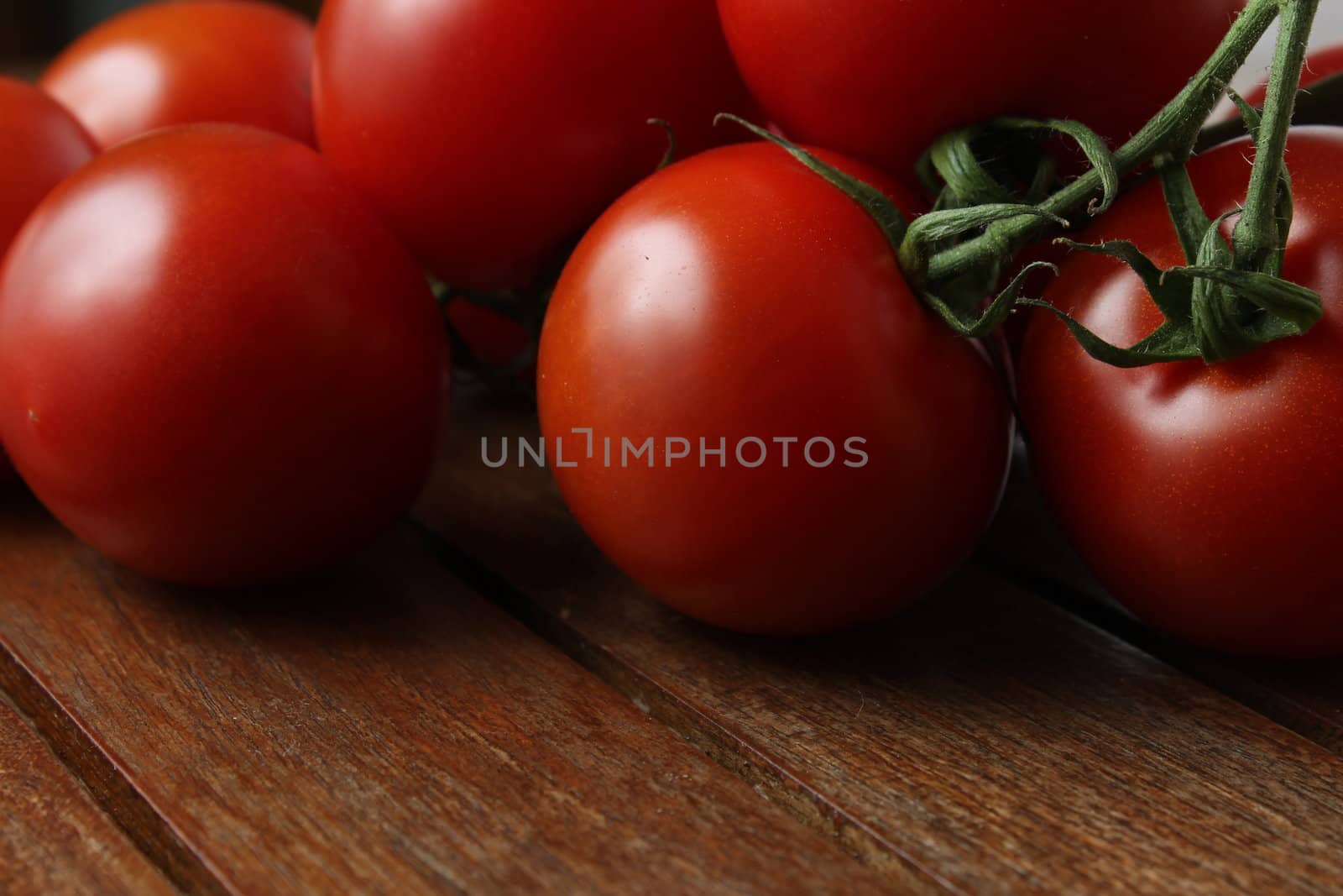 fresh tomatoes by Teka77