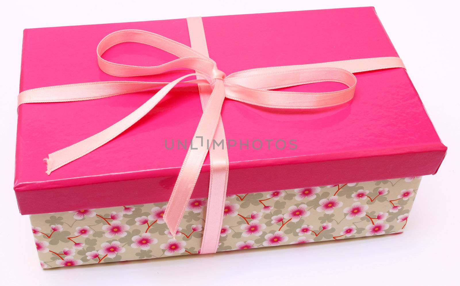 Pink Present by keki