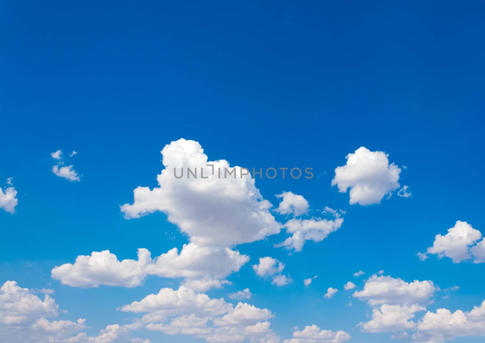 Blue sky and lots small clouds pattern