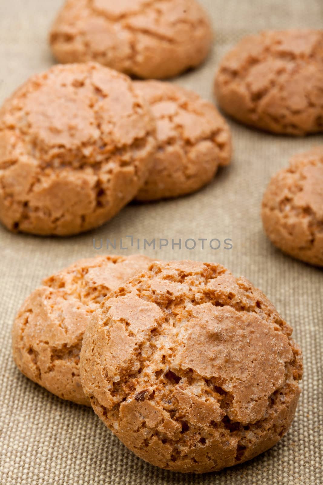 amaretti biscuits by maxg71
