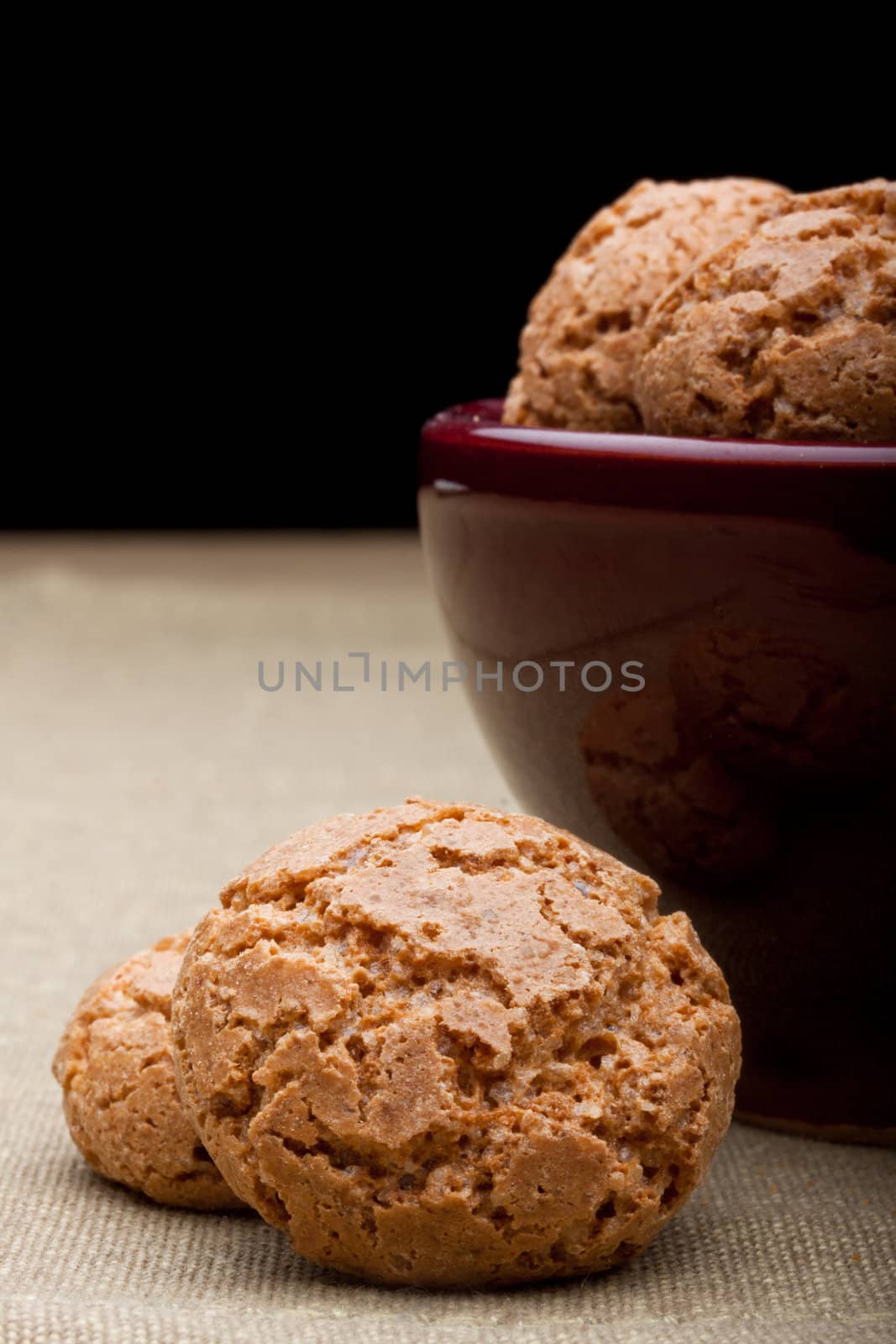 amaretti biscuits by maxg71