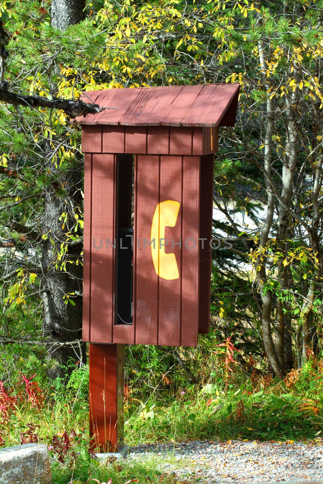 Rustic Payphone Booth by Wirepec