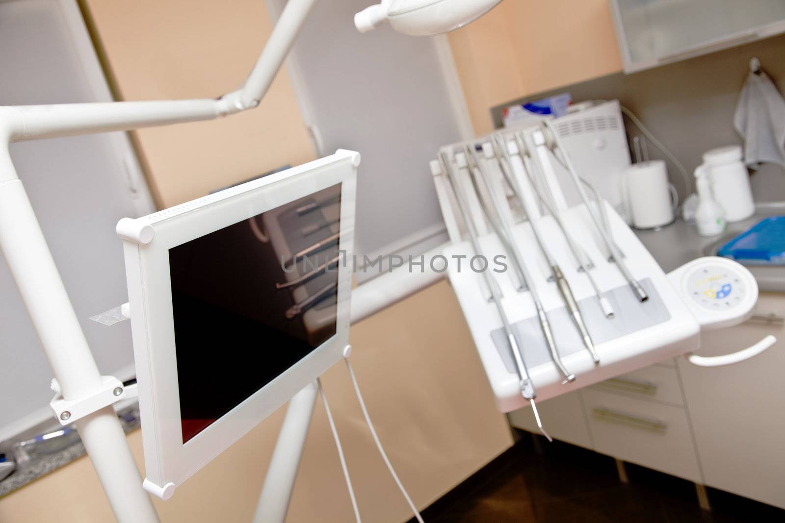 Dental office by fikmik