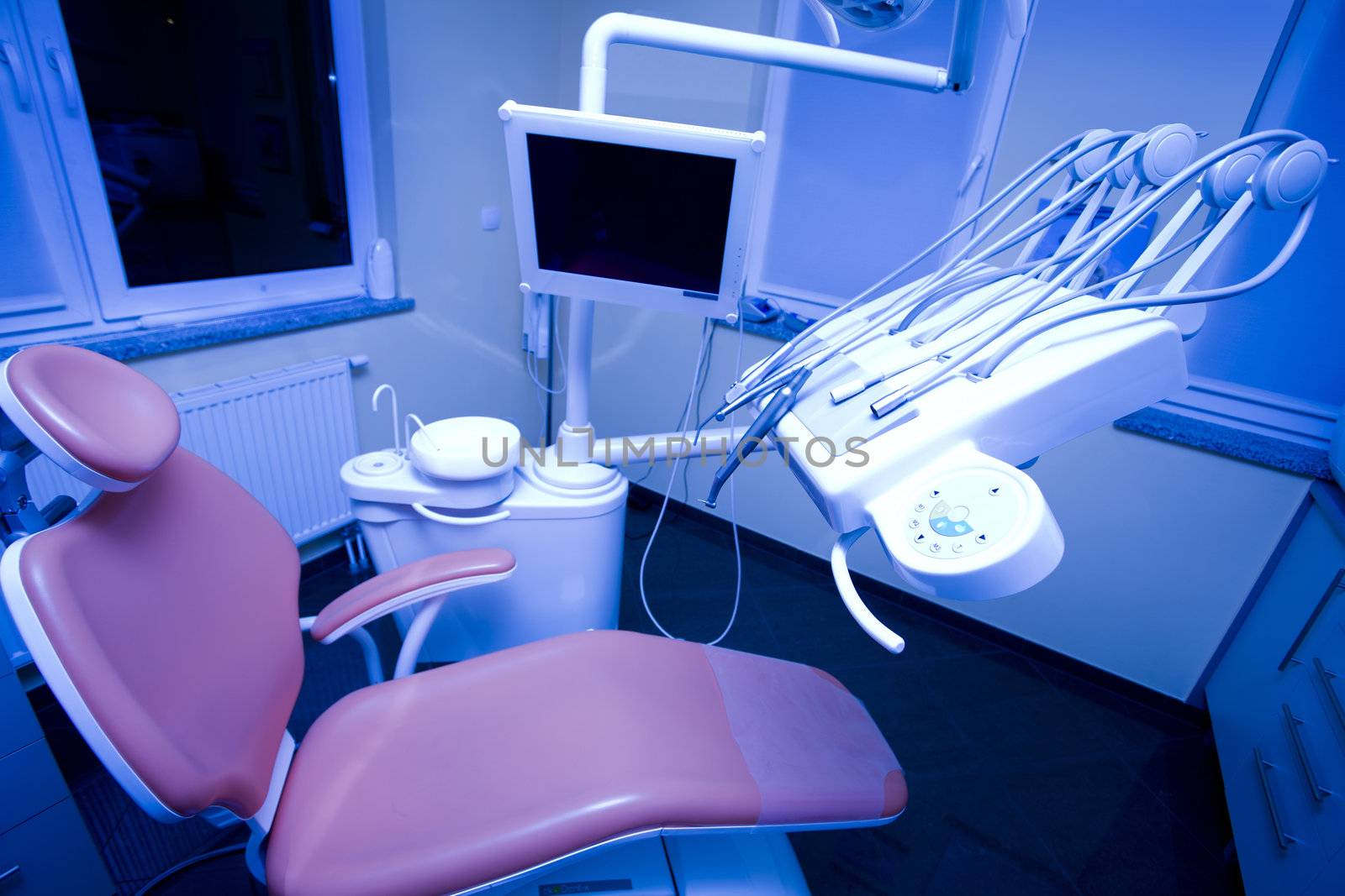 Dental office by fikmik