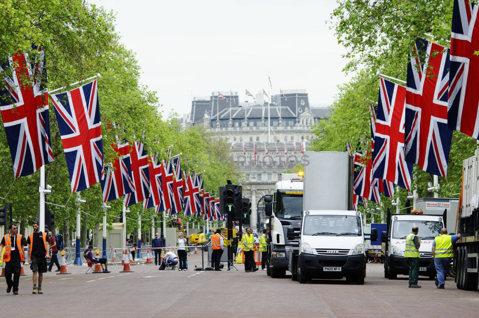 LONDON, UK, Friday 1 June 1, 2012. Preparation and decoration of the Mall and Buckingham Palace for the Queen's Diamond Jubilee main celebrations which will be held during the Central Weekend from June 2 to June 5, 2012.