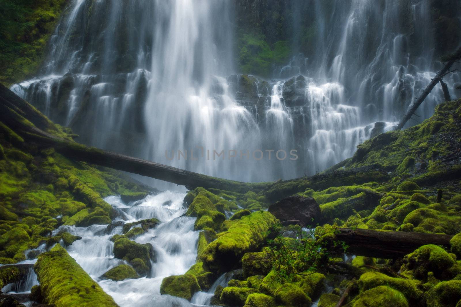 proxy falls in oregon with large flow 