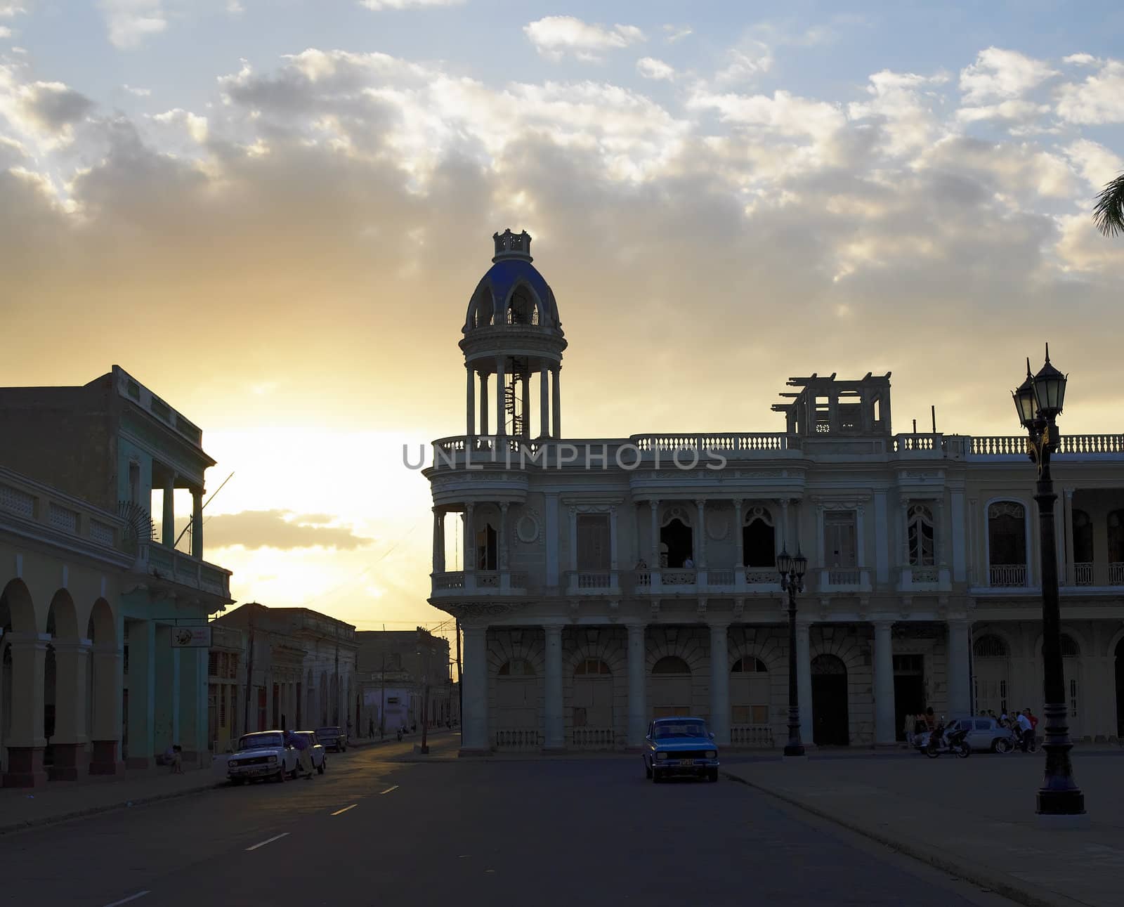 Casa de la Cultura Benajmin Duarte, Parque Jos� Marti, Cienfuego by phbcz