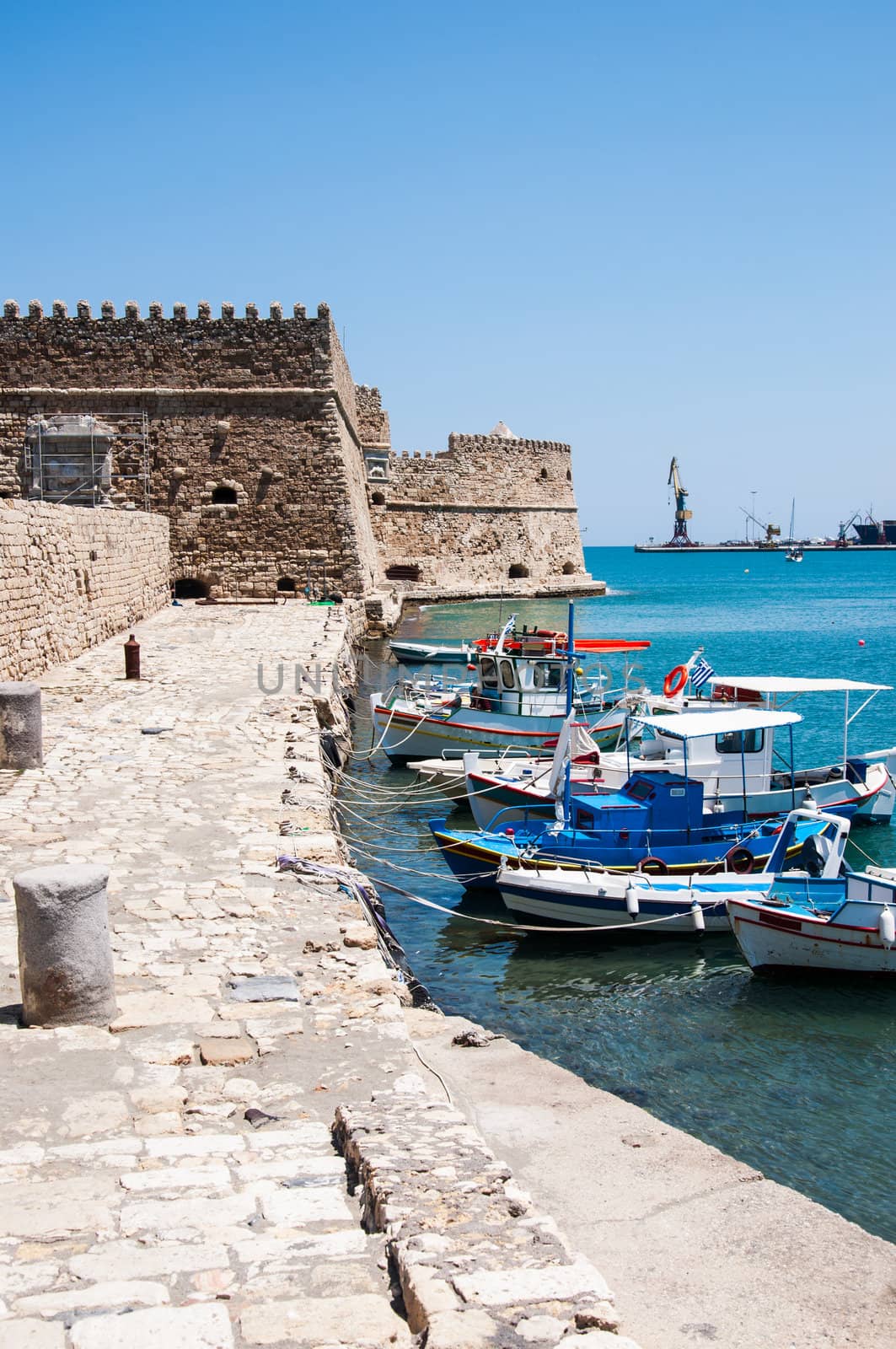 Chania pier by Nanisimova