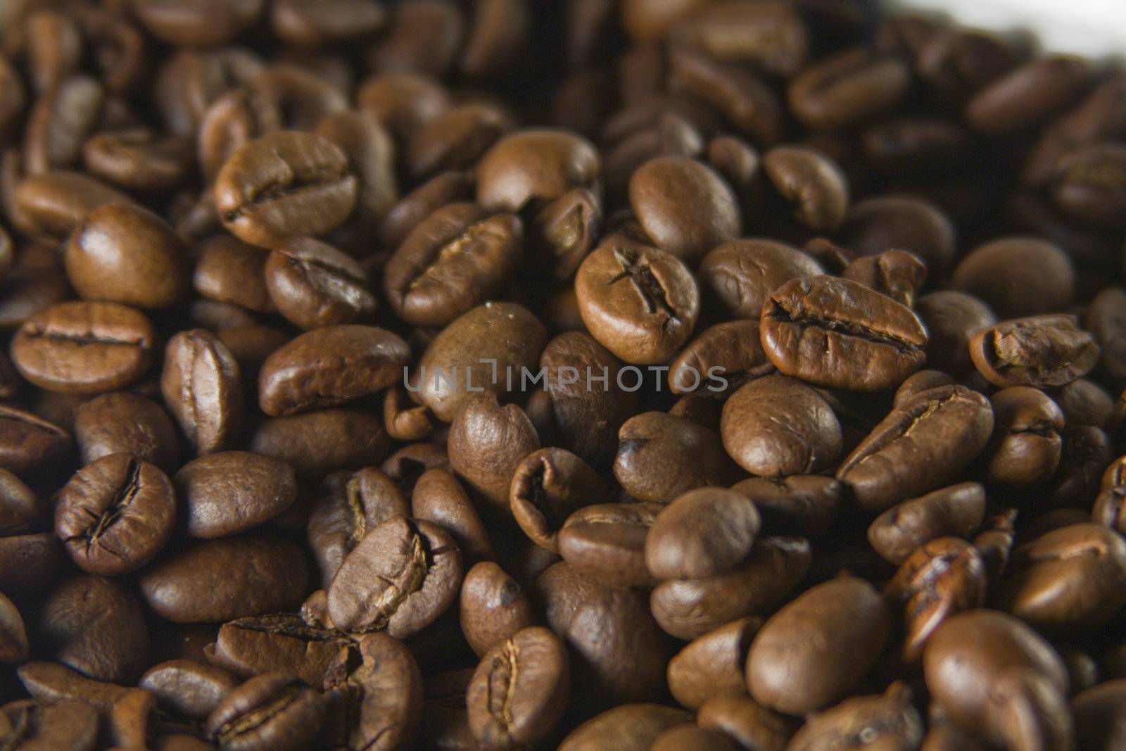 Coffee beans background by smoki
