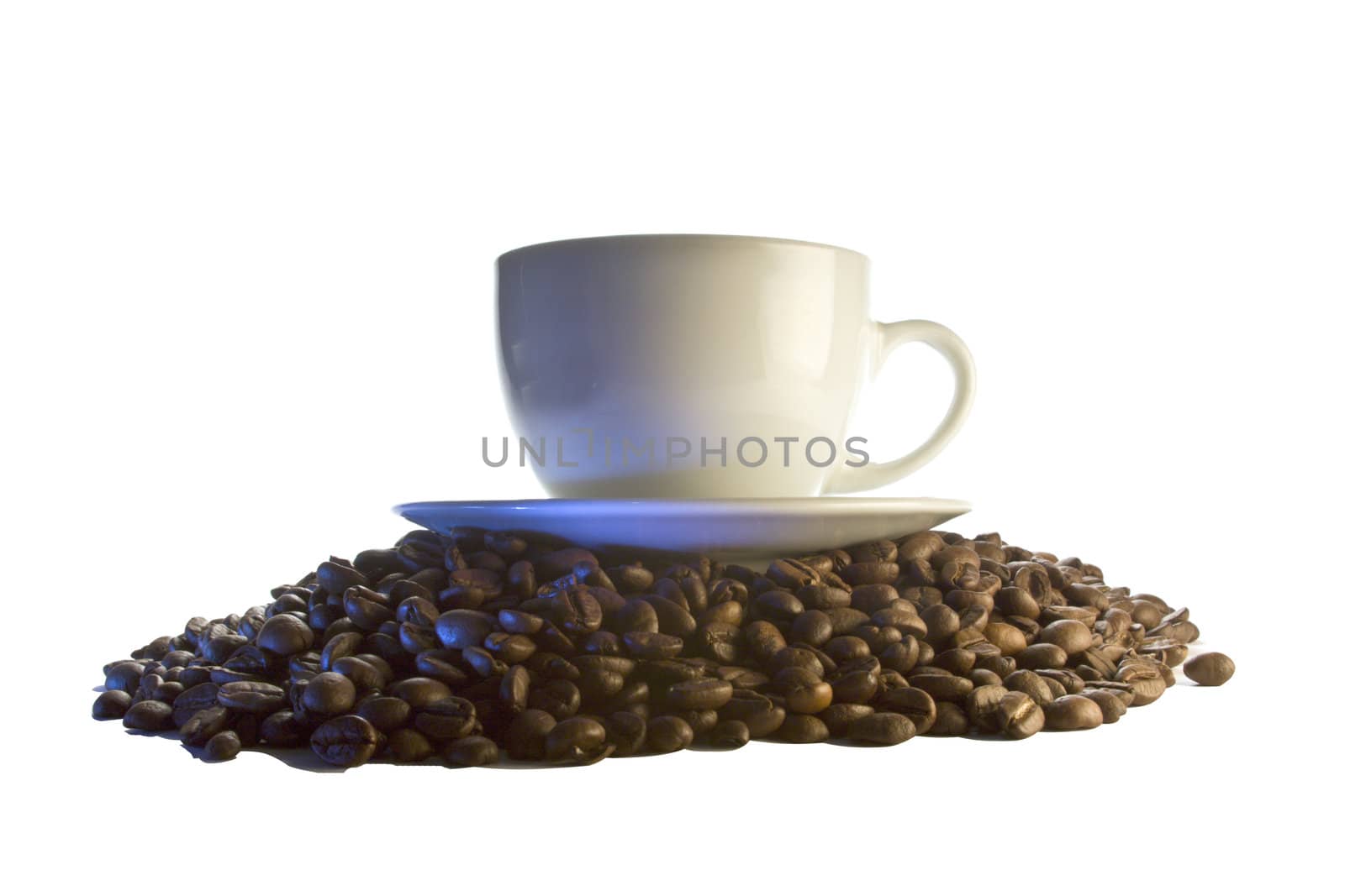 The cup of coffee and beans by smoki
