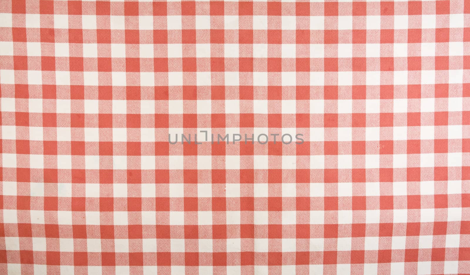 Red and white gingham tablecloth pattern by smoki