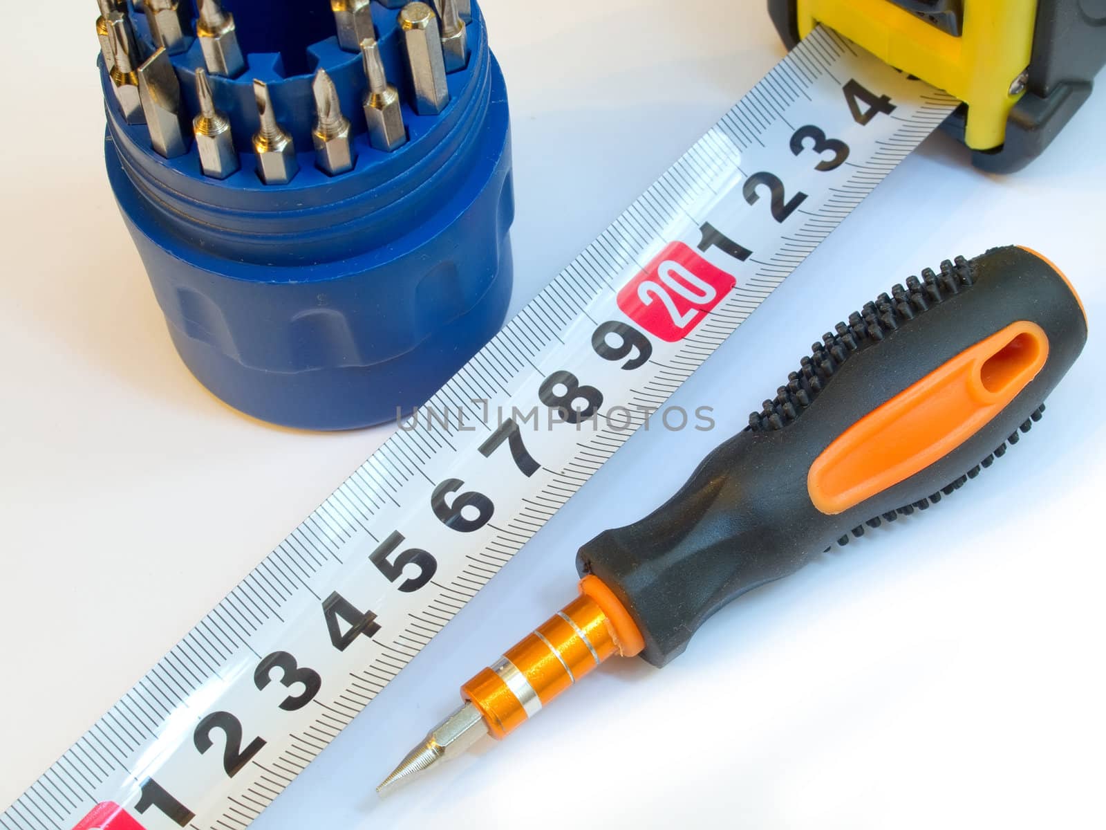 Screwdriver tools set with measure tape