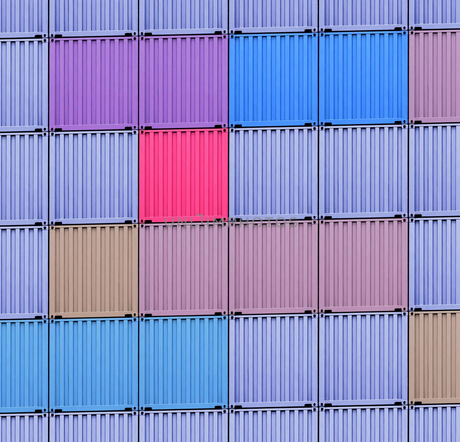 shipping containers by ssuaphoto