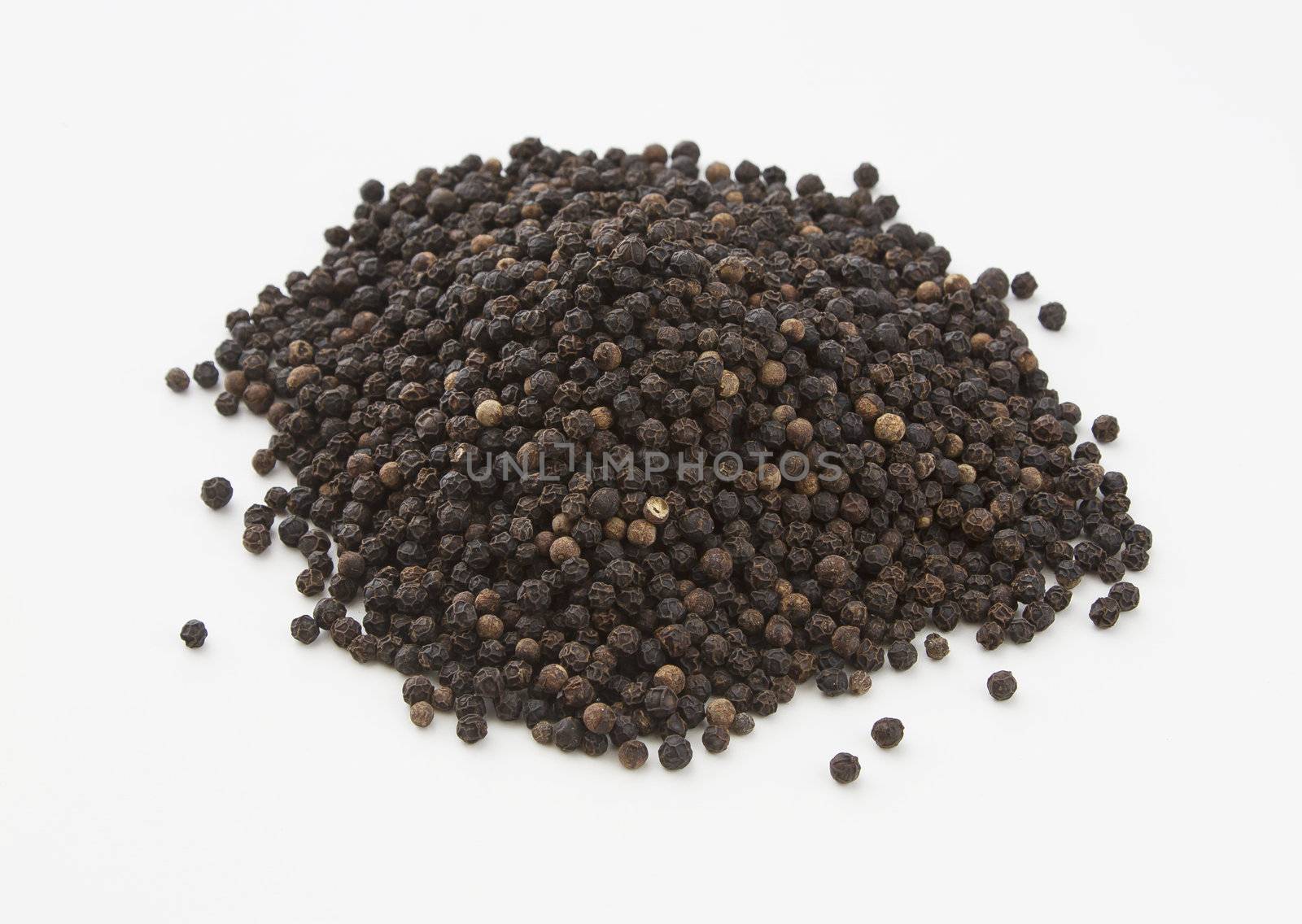 pile of ungrounded black pepper