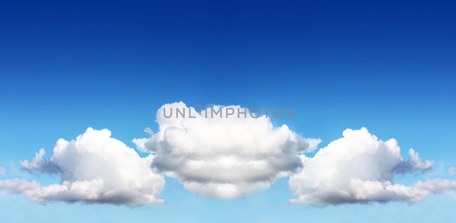 beautiful clouds by photochecker