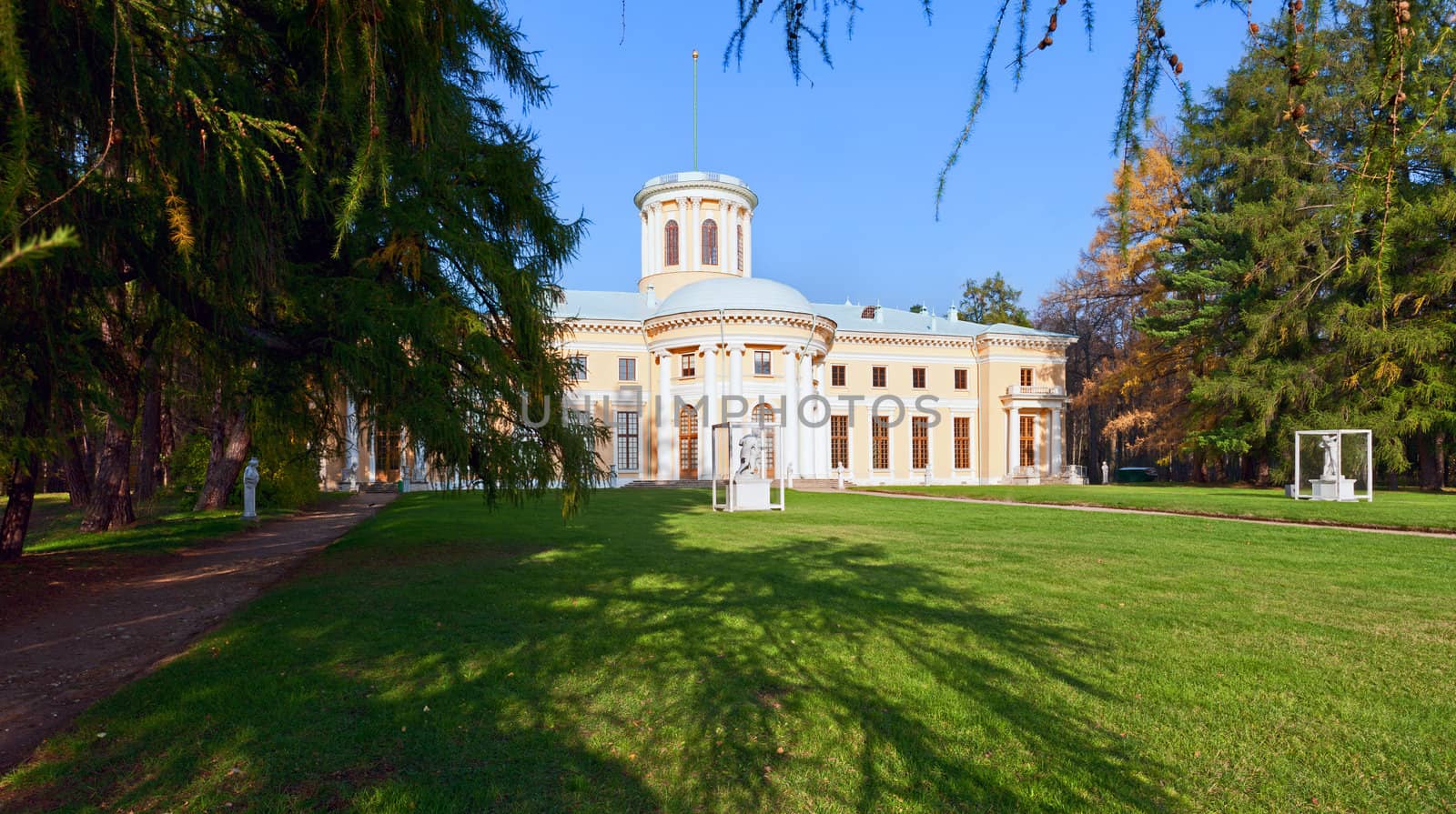 Museum-Estate of Arkhangelskoye. Grand Palace. by vladimir_sklyarov
