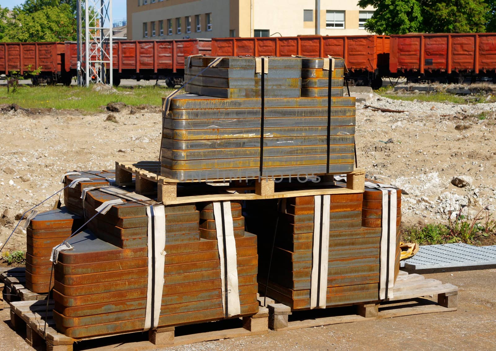 Details from metal are laid on the pallet