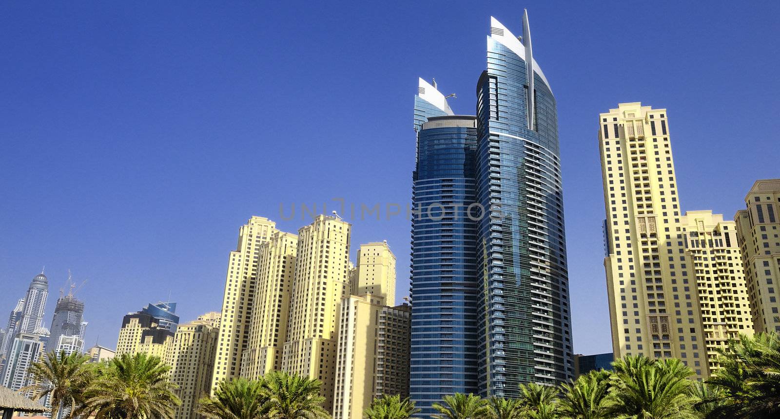 Dubai city, Marina District by ventdusud