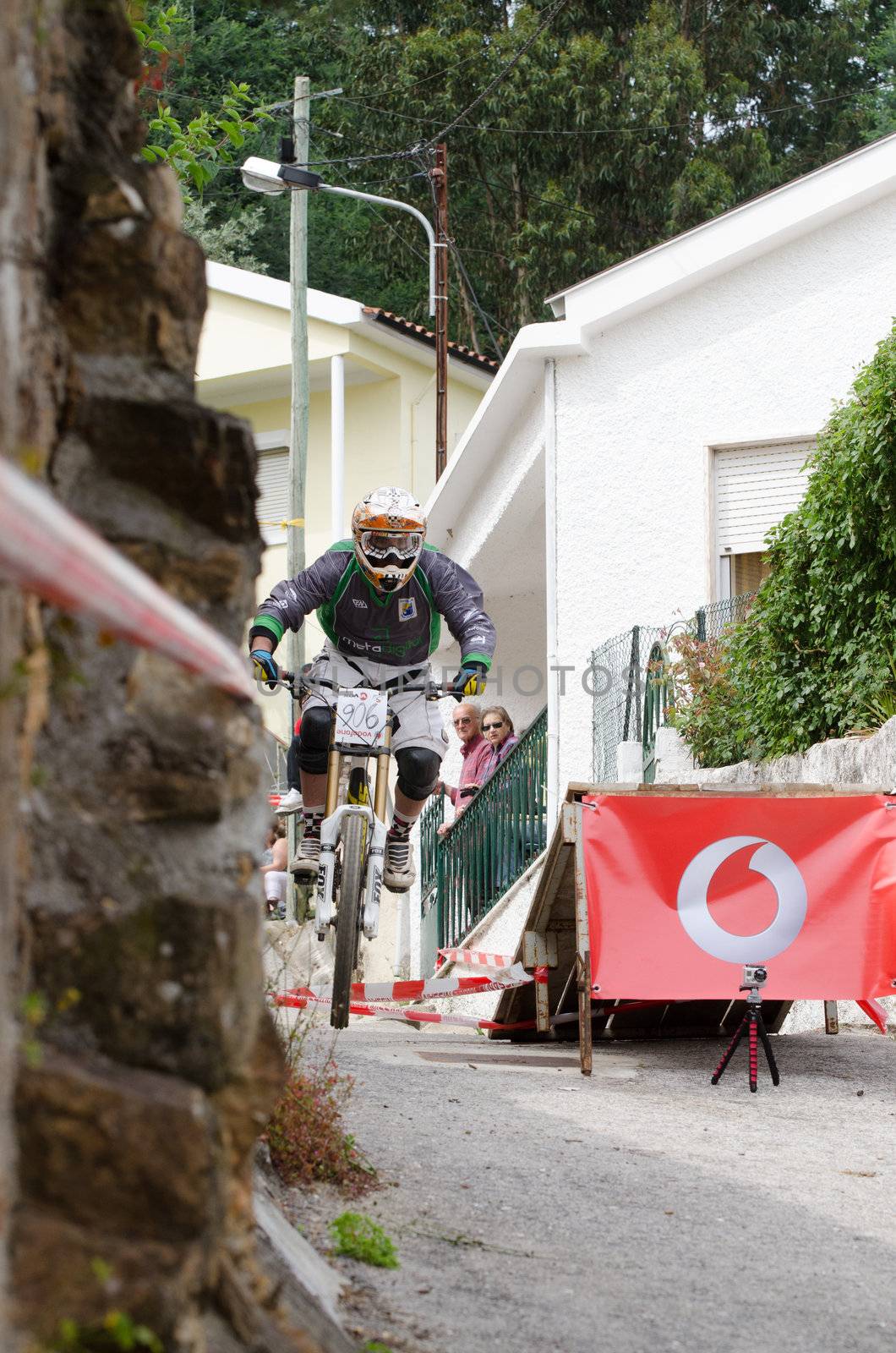 PENACOVA, PORTUGAL - MAY 27: Andre Rodrigues during the Taca de Portugal Downhill Urbano Vodafone on may 27, 2012 in Penacova, Portugal.