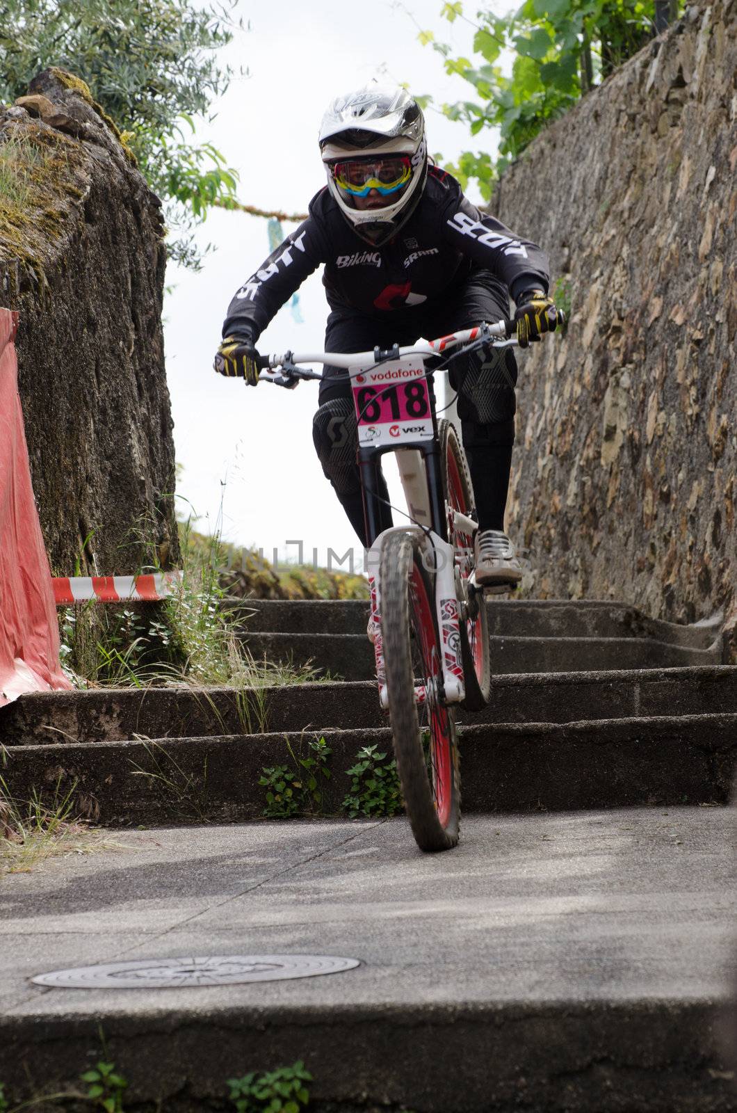 PENACOVA, PORTUGAL - MAY 27: Ana Martins during the Taca de Portugal Downhill Urbano Vodafone on may 27, 2012 in Penacova, Portugal.