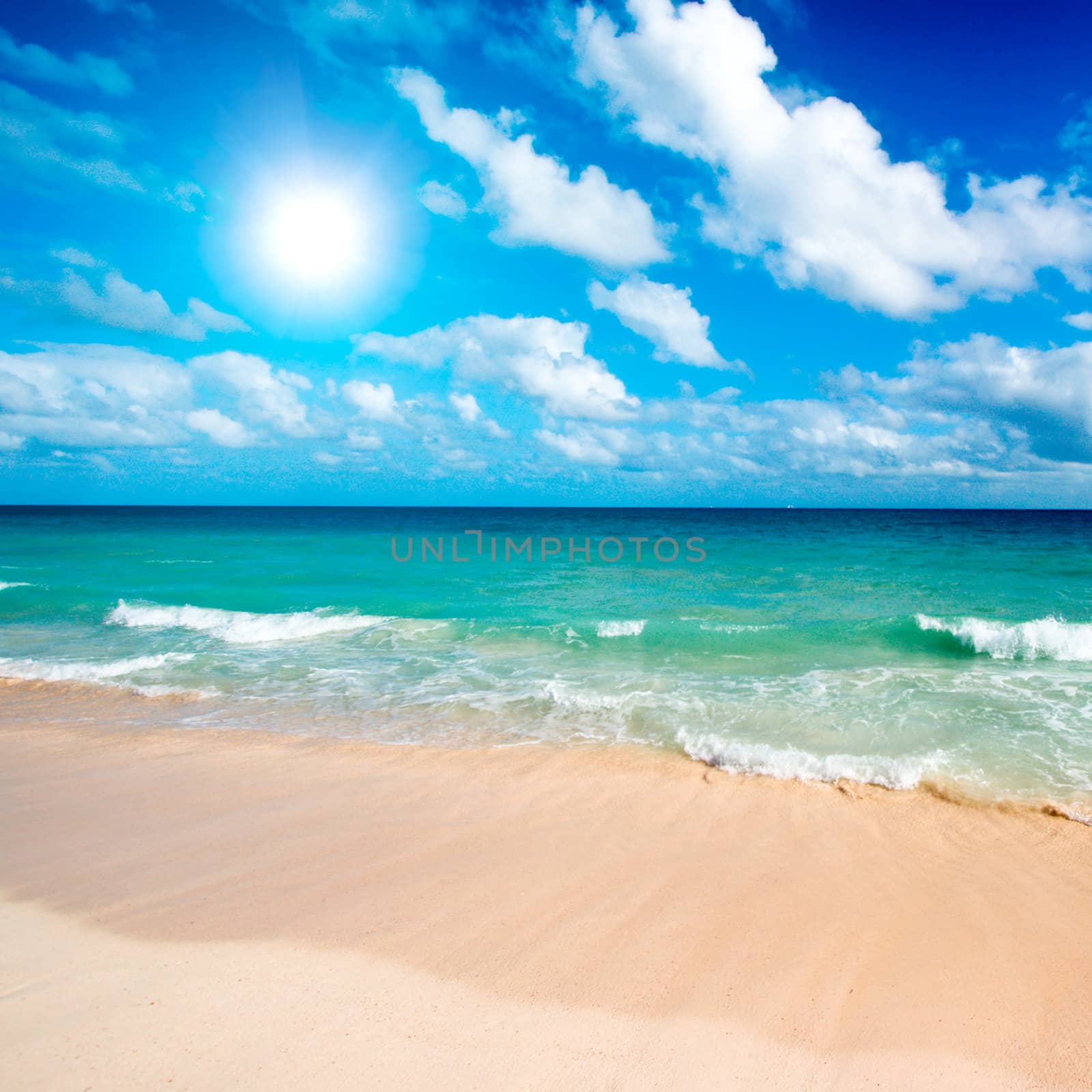 Beautiful beach and sea by dimol