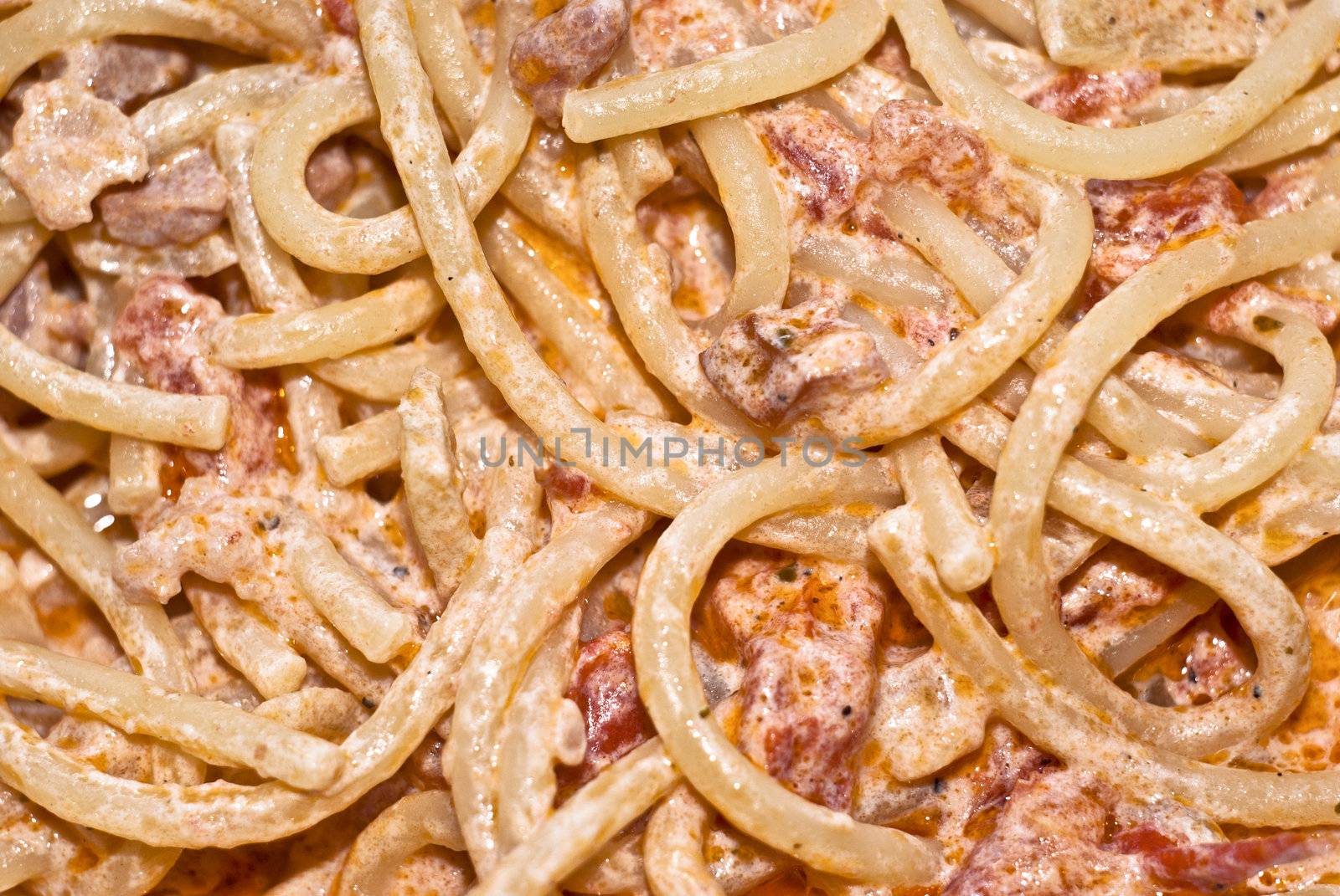Pasta- Spaghetti with cream and bacon. by gandolfocannatella