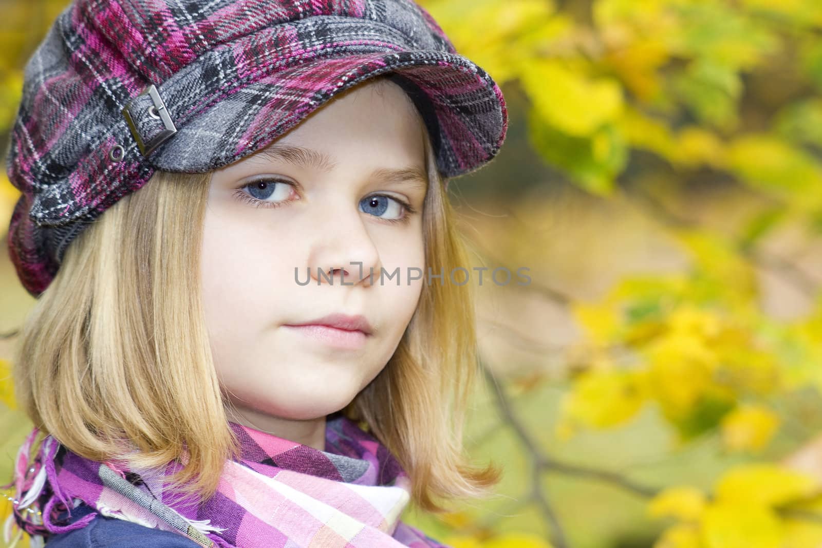 Autumn portrait of a lovely little girl by miradrozdowski
