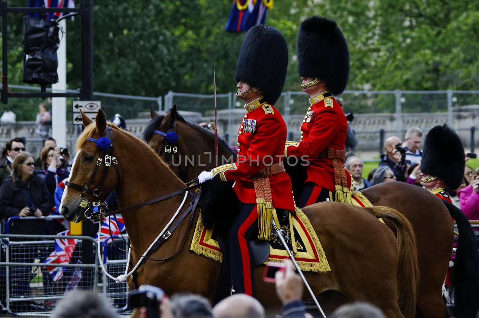 Trooping the Colour by dutourdumonde