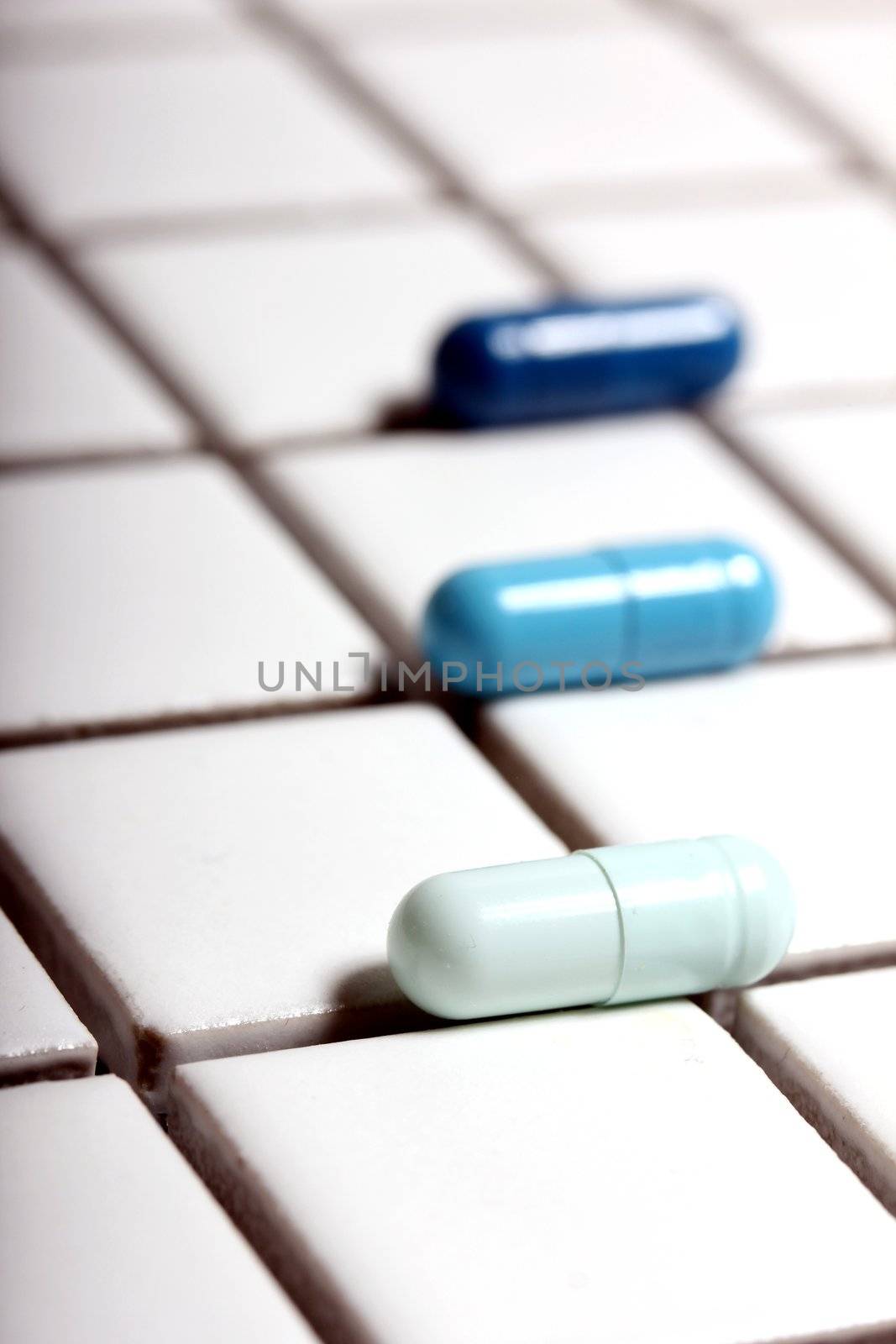 medicinical capsules by Teka77