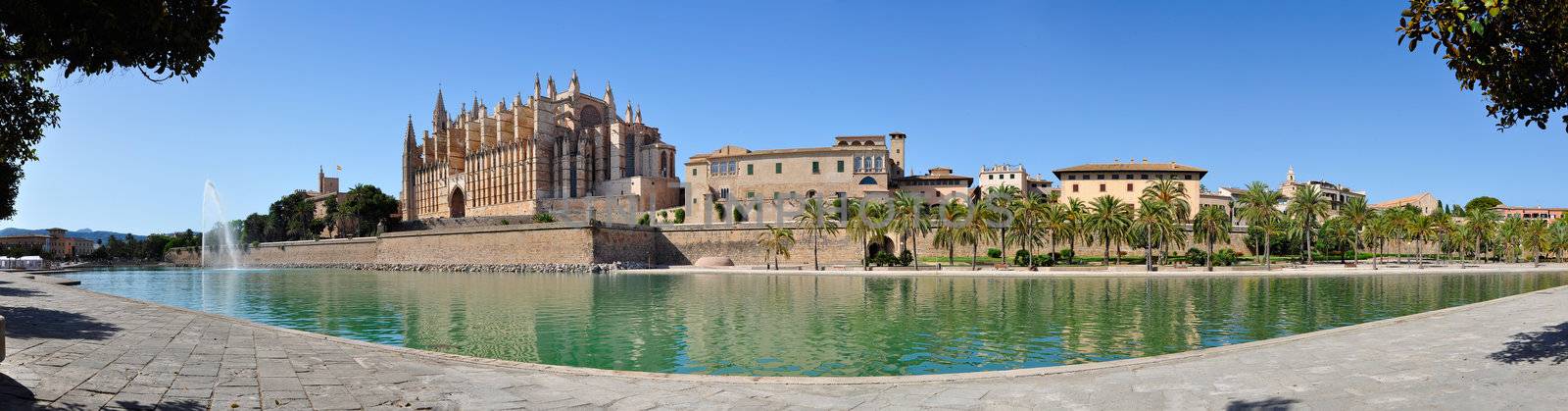 Panorama view of Cathedral Le Seu, Palma de Mallorca, Spain