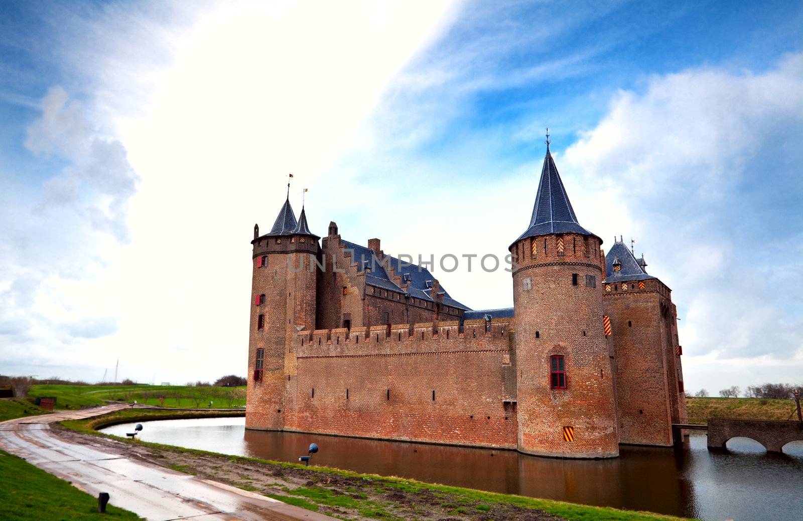 Dutch castle in Muiden by catolla
