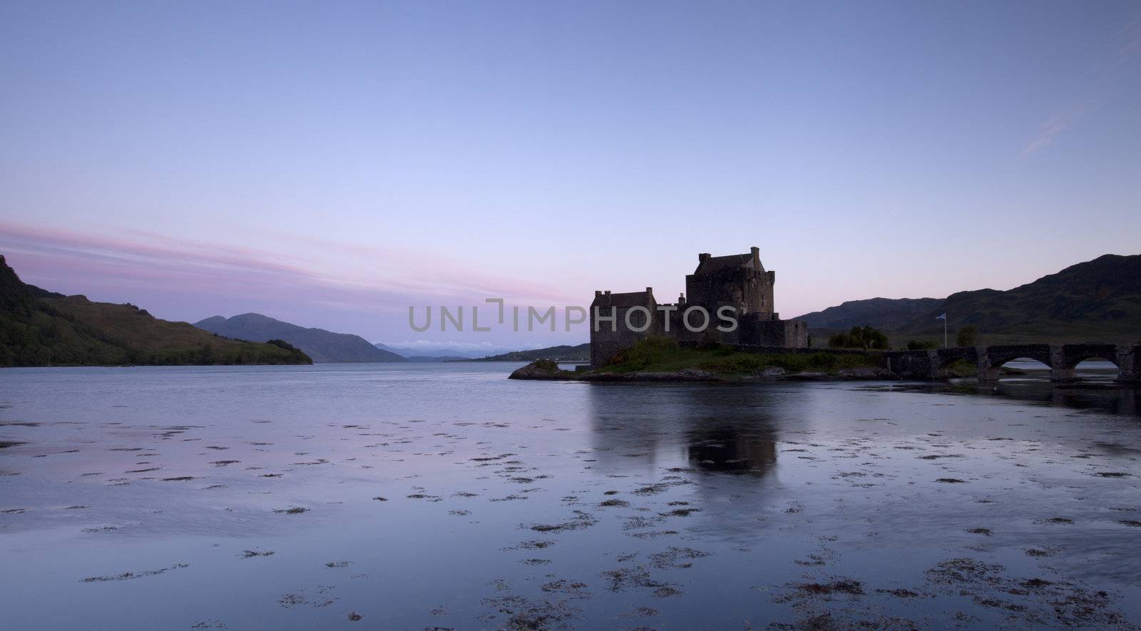 Eilan Donan Castle at sunrise by olliemt