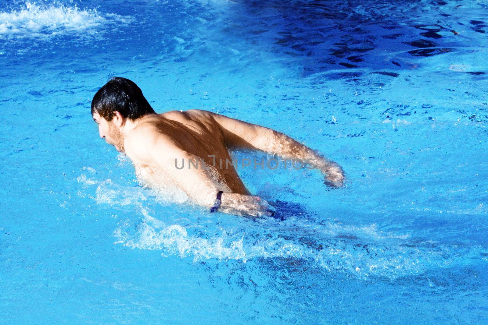 power swimmer by photochecker
