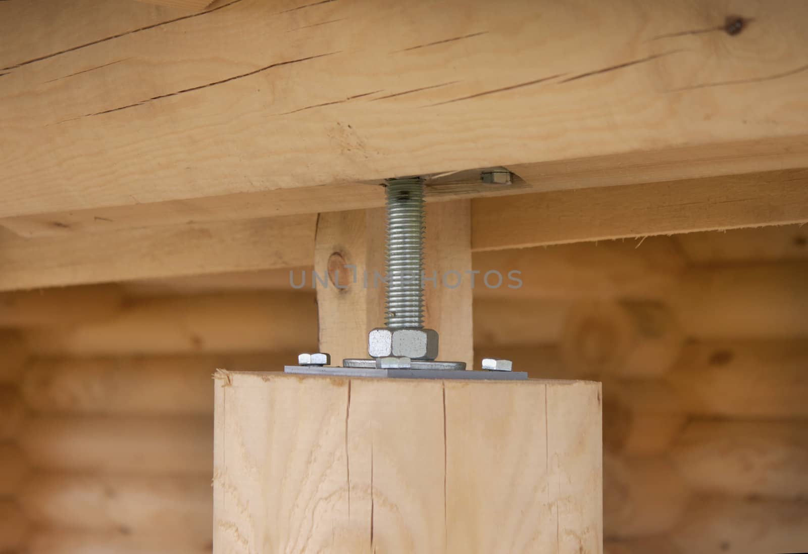 Metal part in the construction of wood